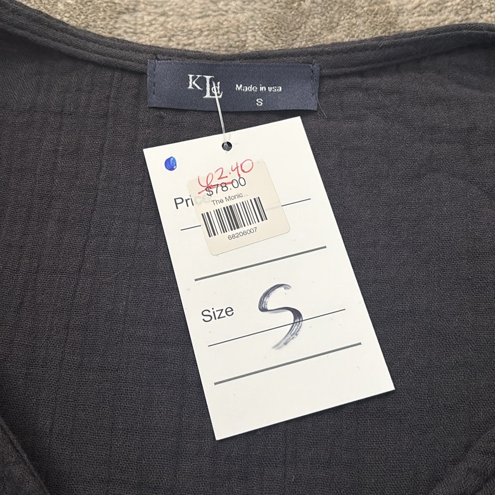 Romper - Picture 2 of 2